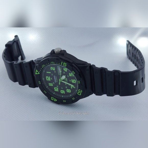 CASIO watch - Picture 10 of 16